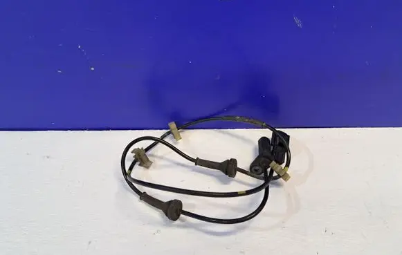 Volvo V70 ABS brake wheel speed sensor 9496961