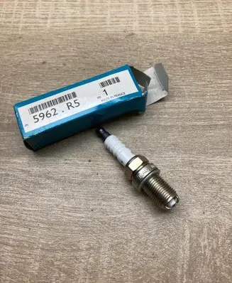 Citroen Xsara Spark plug 5962R5