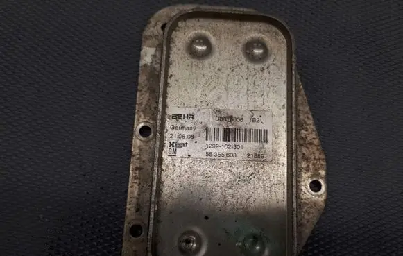 Opel Astra J Engine oil radiator 55355603