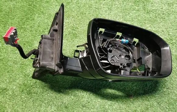 Land Rover Range Rover Evoque L538 Front door electric wing mirror LR025187-DANEK LR025187