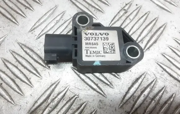 Volvo V50 Airbag deployment crash/impact sensor 30737139