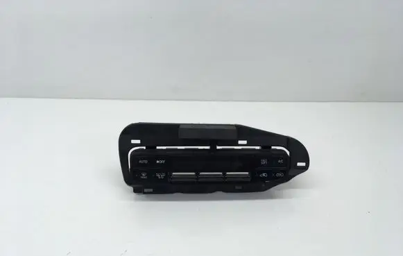 Toyota Auris E180 Climate control unit 5590002820 6972E56