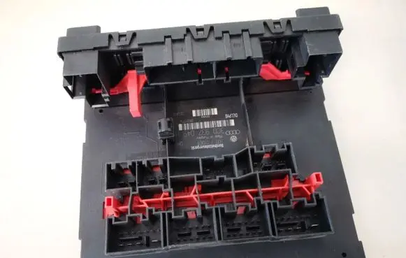 Volkswagen PASSAT B6 Comfort/convenience module 3c0937049h 2802775