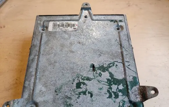 BMW 3 E36 Sound amplifier 8361784
