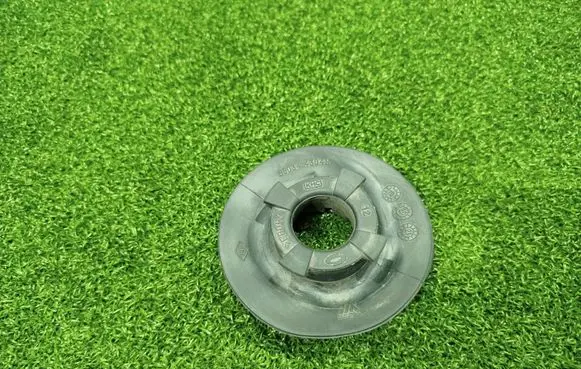 Renault Arkana Rear coil spring rubber mount 550344304R