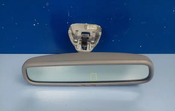 Volkswagen Touareg I Rear view mirror (interior) E11015610
