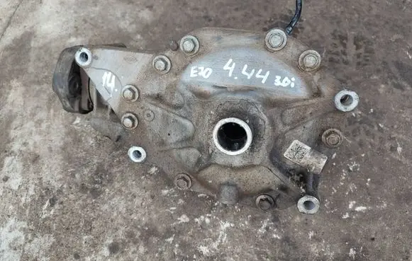 BMW X5 E70 Front differential 7552531 31507552531 31507603004