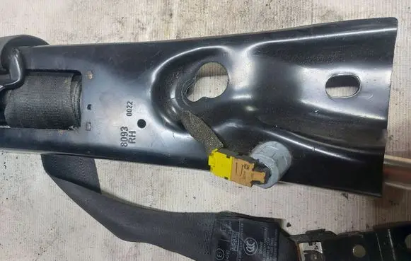 Volvo XC90 Front seatbelt 30662727