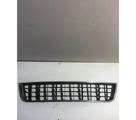Audi A6 S6 C5 4B Front bumper lower grill 4B0807683L