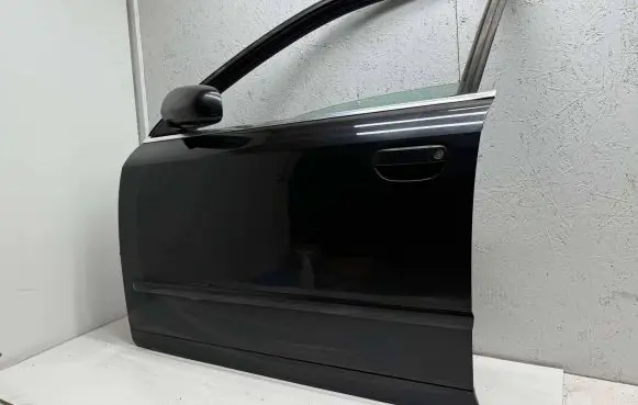 Audi A4 S4 B6 8E 8H Front door