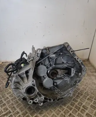 Mazda 6 Manual 6 speed gearbox D6050