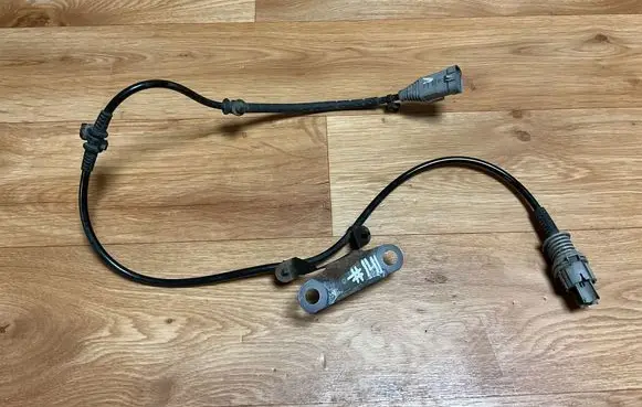 Opel Insignia A Front ABS sensor wiring 