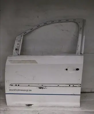 Volkswagen Caddy Front door 2K5831311