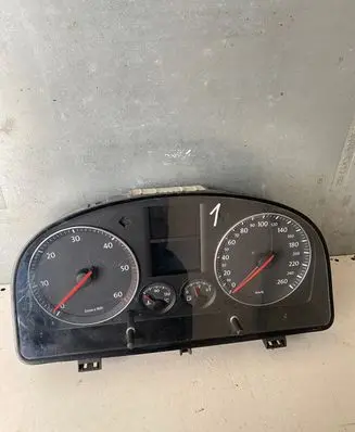 Volkswagen Touran I Speedometer (instrument cluster) 1T0920862A V00030 VWZ7Z0E2477850