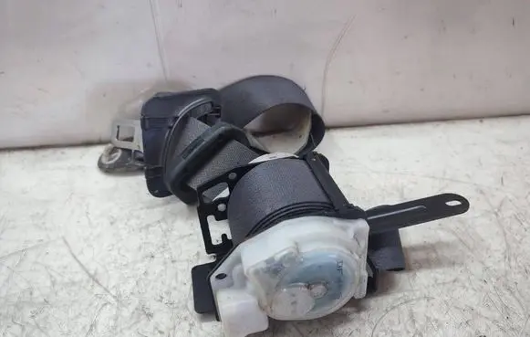 Toyota Land Cruiser (J120) Rear seatbelt TKAB0EF620 0432032