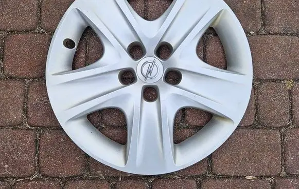 Opel Zafira C R17 wheel hub/cap/trim 13267806