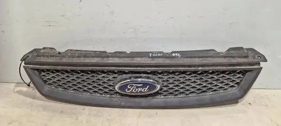 Ford Focus Front grill 4m518138ae