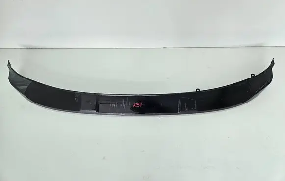 Audi e-tron Front bumper lip 4KE807733A