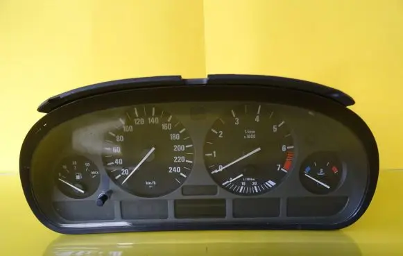BMW 5 E39 Speedometer (instrument cluster) 8375669 87001313