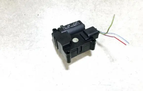 Toyota Corolla Verso E121 Air flap motor/actuator 1138002051 113800-2051