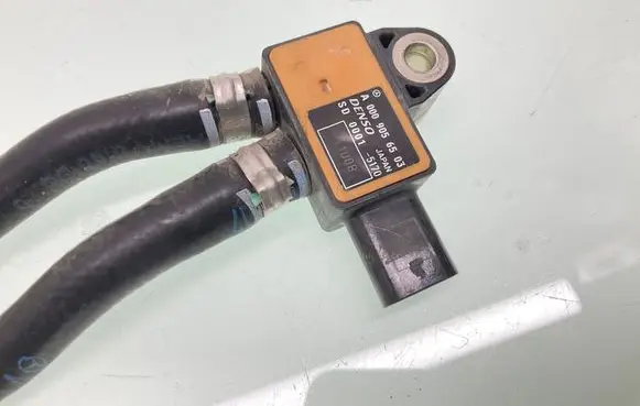 Mercedes-Benz GLC X253 C253 Air pressure sensor A0009056503 11U08 SD00015170