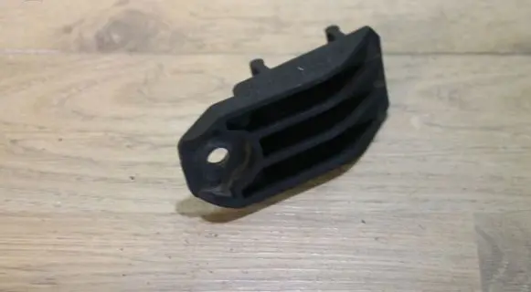 BMW 5 E39 Radiator support slam panel bracket 2247896