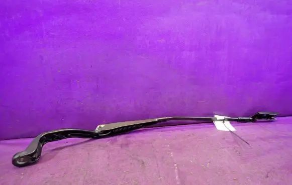 Ford S-MAX Front wiper blade arm 6M2117526CD