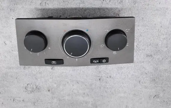 Opel Zafira B Climate control/heater control trim 13231057