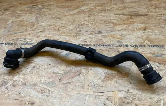 Jaguar XE Engine coolant pipe/hose GX738C424AB GX73-8C424-AB