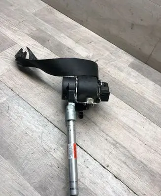 Volvo XC70 Rear seatbelt 6029339R