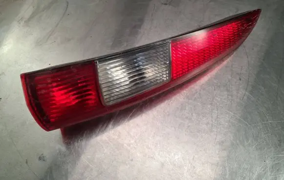 Volvo V70 Rear/tail lights 9154494