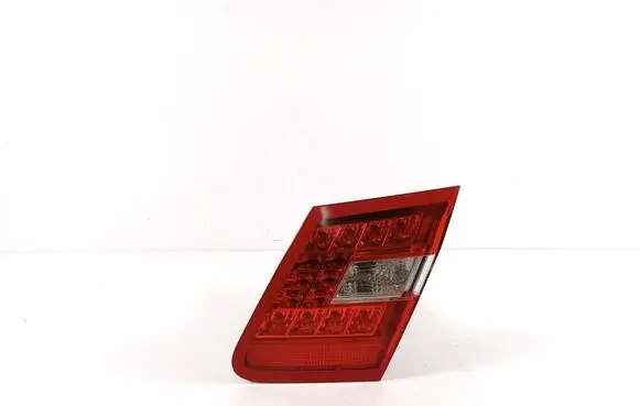 Mercedes-Benz E W212 Tailgate rear/tail lights A2128200864