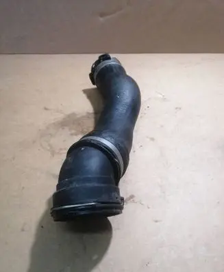 BMW 5 E60 E61 Intercooler hose/pipe 11617803747