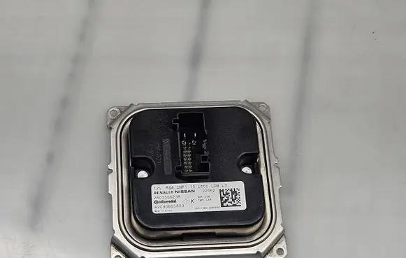 Renault Arkana LED ballast control module 260556623R A2C90665803