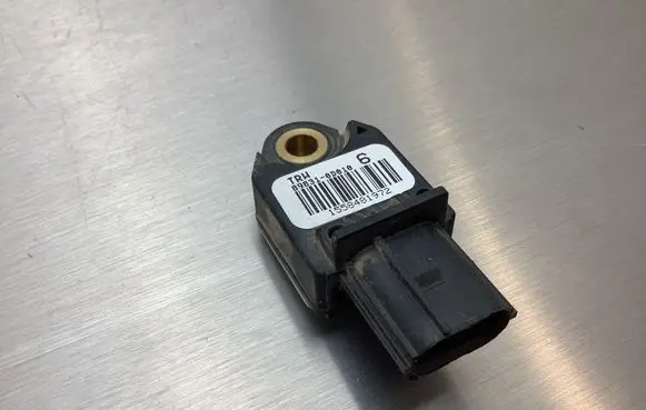 Toyota Yaris Airbag deployment crash/impact sensor 898310D010 1558481972