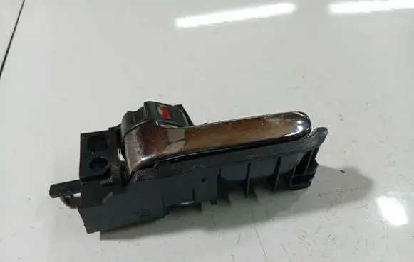 Toyota Avensis T250 Rear door interior handle
