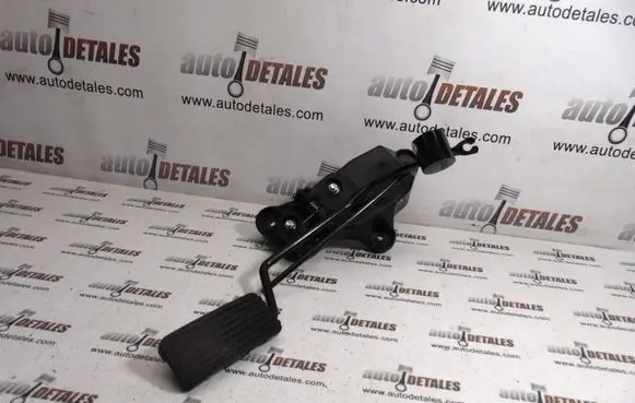 Hyundai i30 Accelerator throttle pedal 32700-2H910