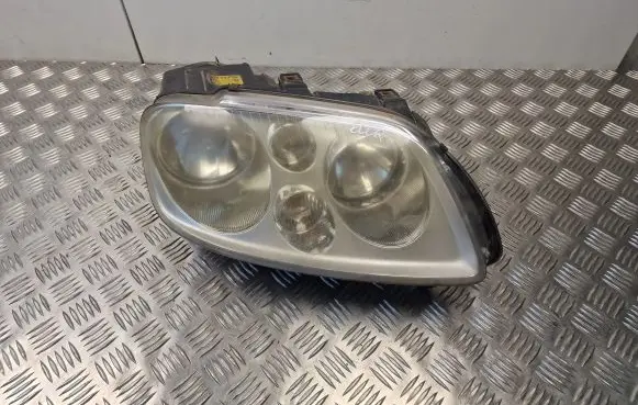 Volkswagen Touran I Headlight/headlamp 1T0941006D
