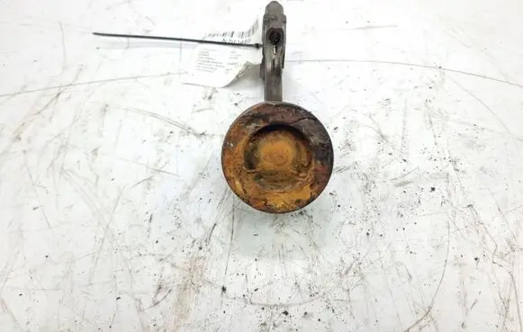 Toyota Auris 150 Piston with connecting rod