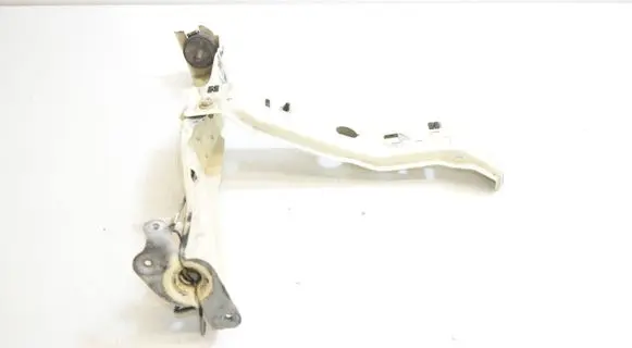 Audi A6 S6 C4 4A Radiator mount bracket 4A0805808