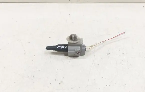Toyota Avensis T250 Outside/exterior temperature sensor 11030