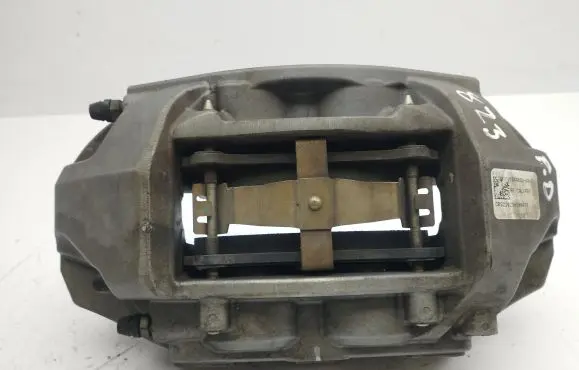 Tesla Model 3 Front brake caliper 104462200F