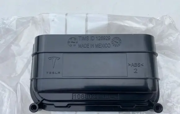 Tesla Model X Other exterior part 106803400C 106938300C