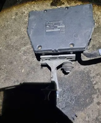 Mercedes-Benz C W203 ABS Pump