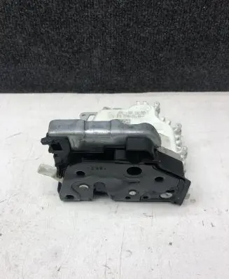 Audi A1 Front door lock 8J2837015E