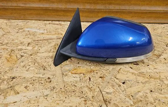 MG ZS Front door electric wing mirror 10338100
