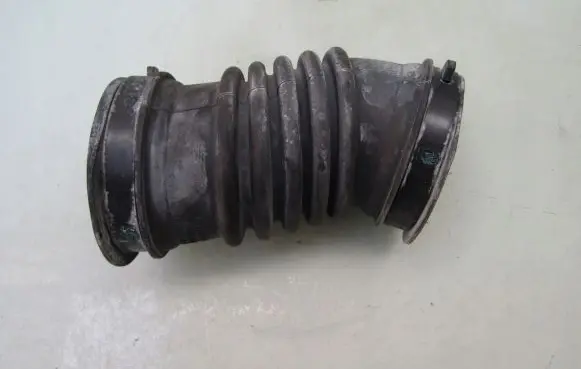 Mazda 3 Air intake hose/pipe PAH913221