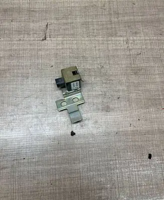Mercedes-Benz ML W163 ESP acceleration yaw rate sensor A1635420618 1230122012 10098000511
