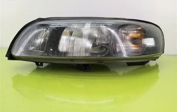 Volvo S60 Headlight/headlamp 8659606