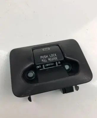 Volvo S60 Other switches/knobs/shifts 31334637